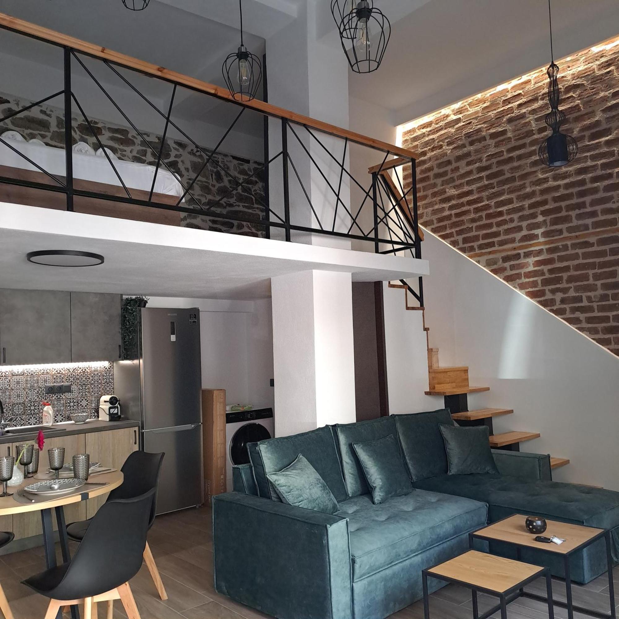 Artemis Apartments Kavala Exterior photo